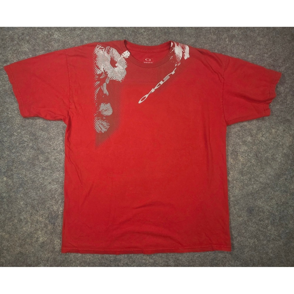 Oakley Y2K Style Mens XL Red Graphic T-Shirt Regular Fit Short Sleeve Logo Tee
